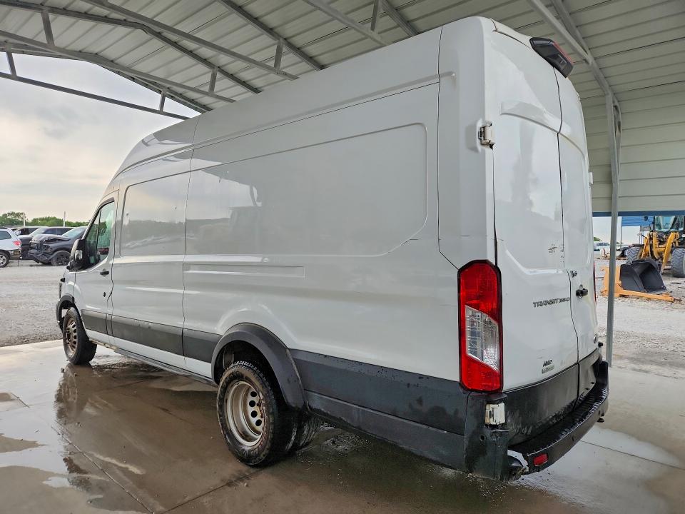 47998376 :رقم المزاد ، 1FTRU8UG7MKA34898 vin ، 2021 Ford Transit مزاد بيع