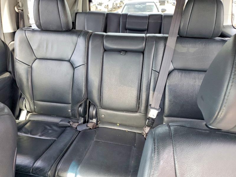 52537556 :رقم المزاد ، 5FNYF4H5XFB022316 vin ، 2015 Honda Pilot مزاد بيع