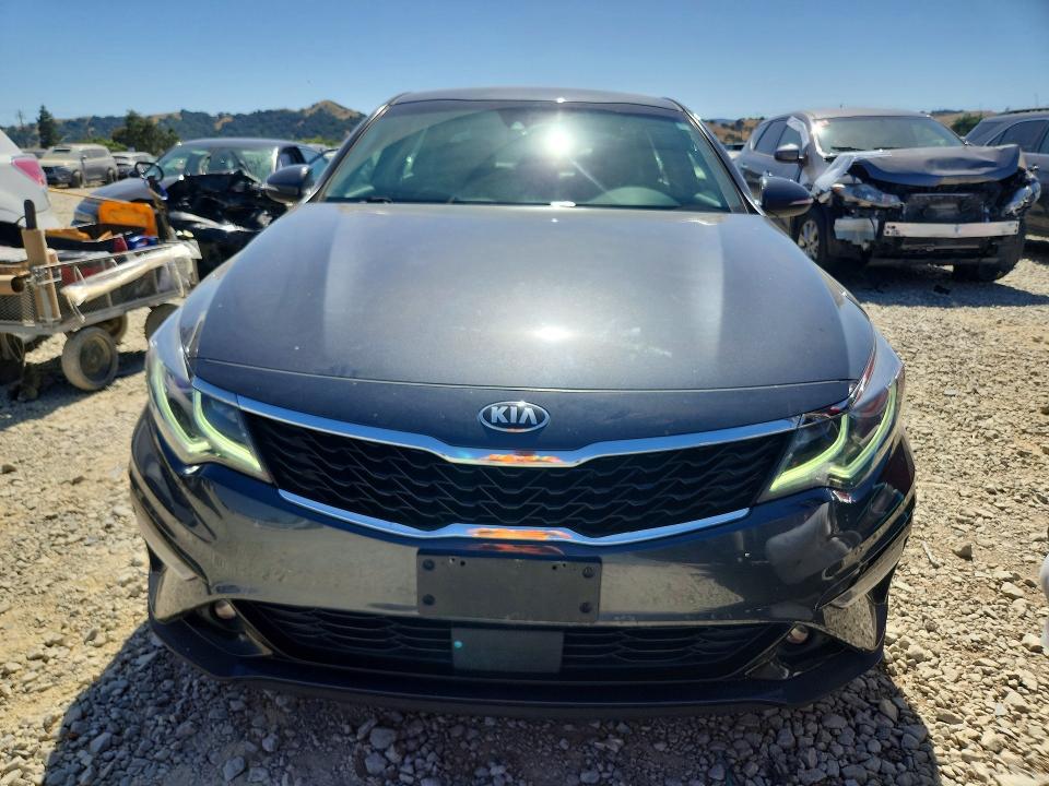 54177196 :رقم المزاد ، 5XXGU4L15LG408611 vin ، 2020 Kia Optima مزاد بيع
