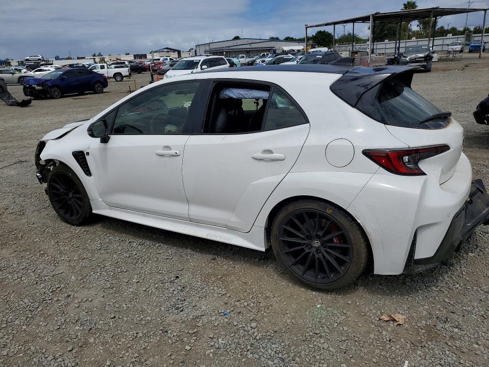 2026 Toyota Gr Corolla მანქანა იყიდება აუქციონზე, vin: JTNABAAE9TA023737, აუქციონის ნომერი: 54978136