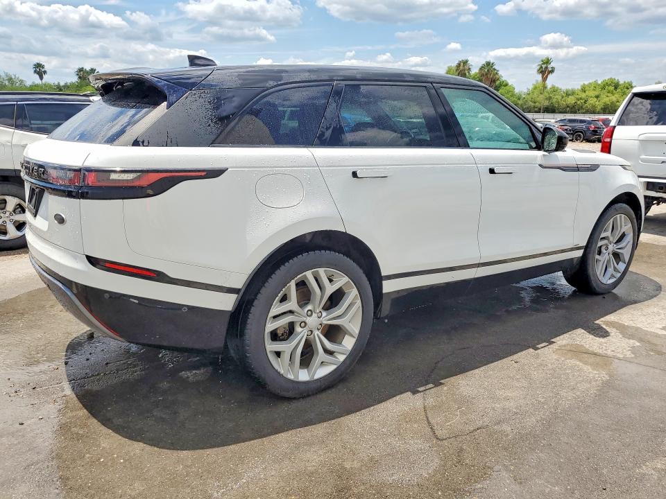 53496936 :رقم المزاد ، SALYL2RX8JA735867 vin ، 2018 Land Rover Range Rover Velar مزاد بيع