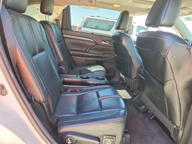 52039586 :رقم المزاد ، 5TDJZRFH0HS433158 vin ، 2017 Toyota Highlander مزاد بيع