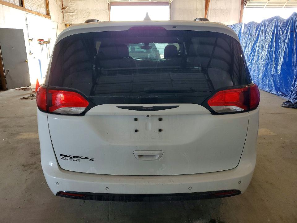 2018 Chrysler Pacifica მანქანა იყიდება აუქციონზე, vin: 2C4RC1FGXJR197887, აუქციონის ნომერი: 53632786