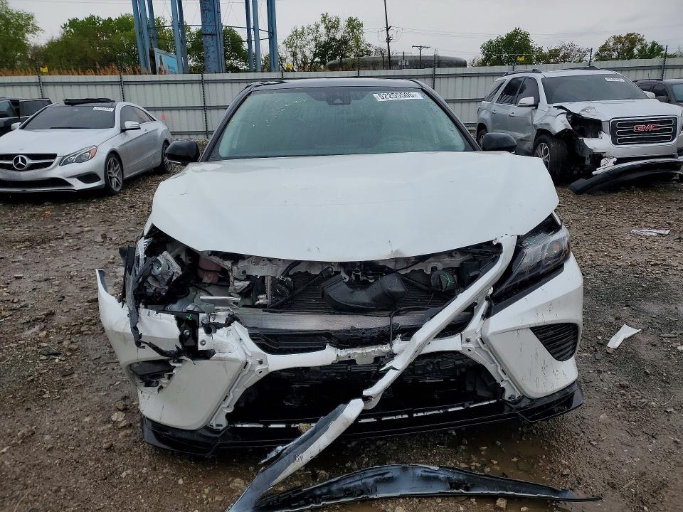Продажа на аукционе авто 2022 Toyota Camry, vin: 4T1KZ1AK8NU070815, номер лота: 52255506