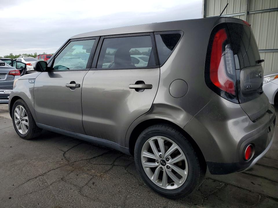55105756 :رقم المزاد ، KNDJP3A56J7528761 vin ، 2018 Kia Soul مزاد بيع