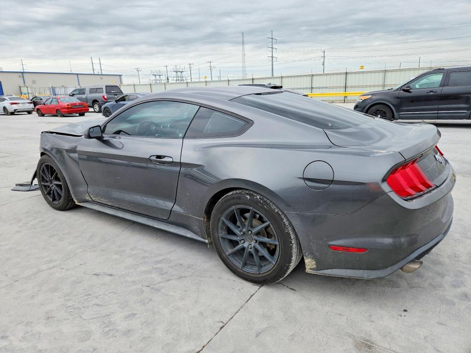 52571276 :رقم المزاد ، 1FA6P8TH2J5108393 vin ، 2018 Ford Mustang مزاد بيع
