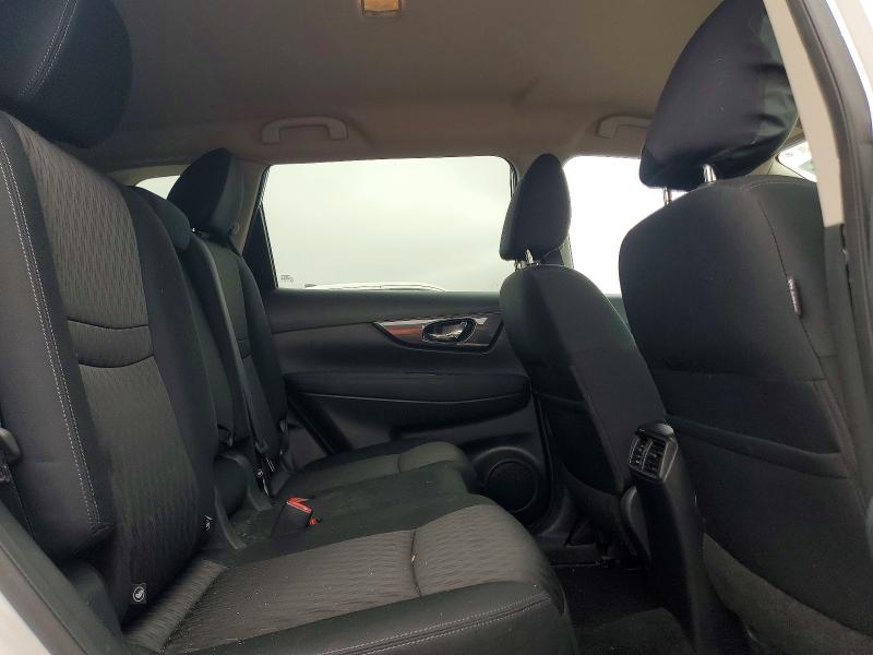 Продажа на аукционе авто 2017 Nissan Rogue, vin: KNMAT2MT2HP550623, номер лота: 52783106