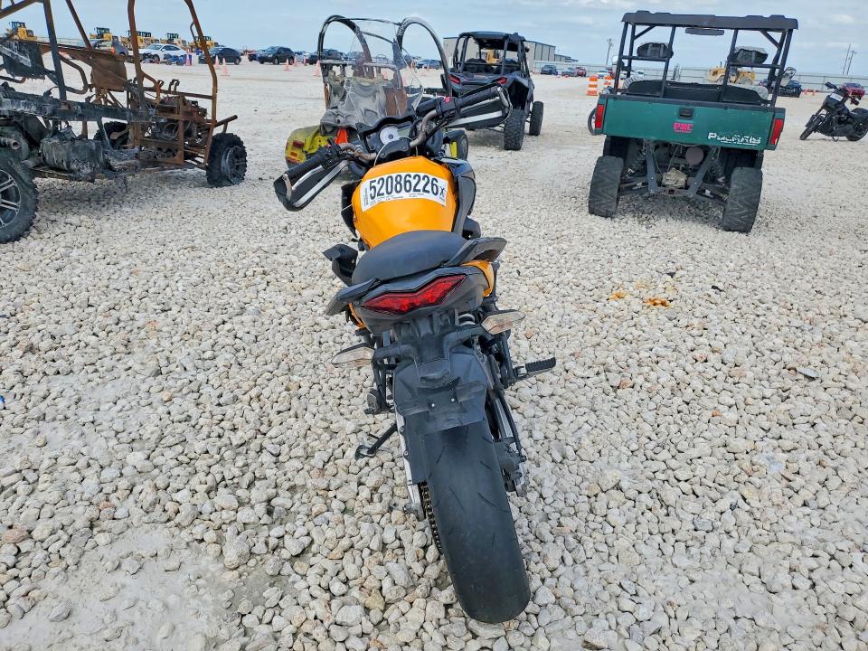 Продаж на аукціоні авто 2012 Kawasaki Le650, vin: JKALEEC17CDA08218, номер лоту: 52086226