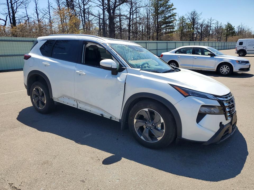 51815716 :رقم المزاد ، 5N1BT3BBXTC709369 vin ، 2026 Nissan Rogue مزاد بيع