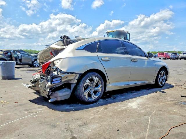 52374536 :رقم المزاد ، 1HGCV1F50KA152933 vin ، 2019 Honda Accord مزاد بيع