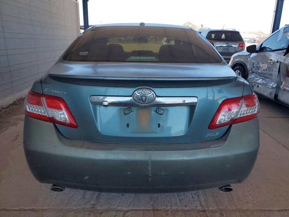 53654706 :رقم المزاد ، 4T1BK3EKXBU631246 vin ، 2011 Toyota Camry مزاد بيع