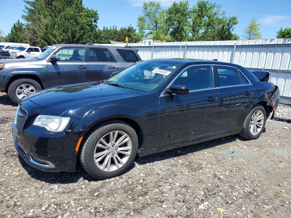 Продажа на аукционе авто 2017 Chrysler 300, vin: 2C3CCAAG5HH552417, номер лота: 52885806