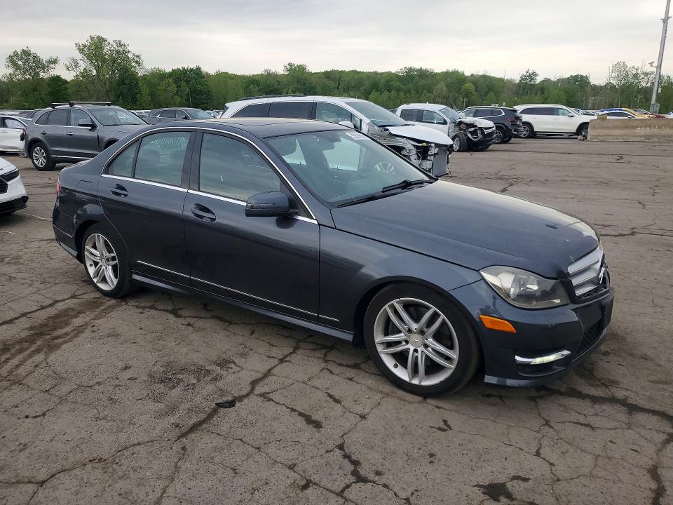 Продажа на аукционе авто 2013 Mercedes-benz C, vin: WDDGF8AB7DR279479, номер лота: 53386646