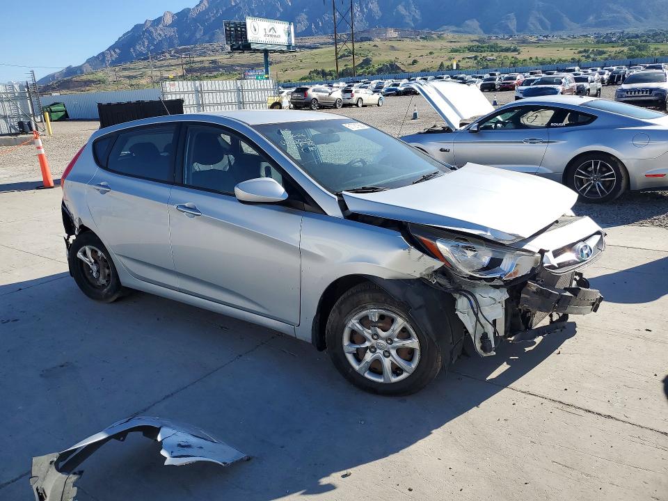 51721966 :رقم المزاد ، KMHCT5AE3DU087544 vin ، 2013 Hyundai Accent مزاد بيع
