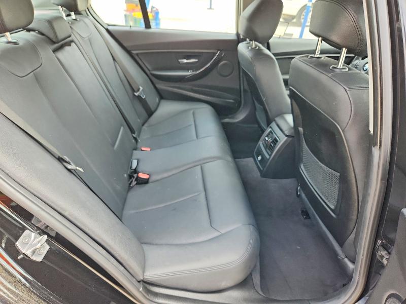 52484436 :رقم المزاد ، WBA8E1G59JNU90189 vin ، 2018 Bmw 320 مزاد بيع