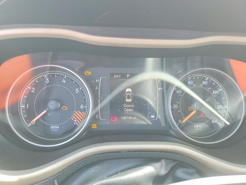 52482506 :رقم المزاد ، 1C4PJMCB3FW739076 vin ، 2015 Jeep Cherokee مزاد بيع