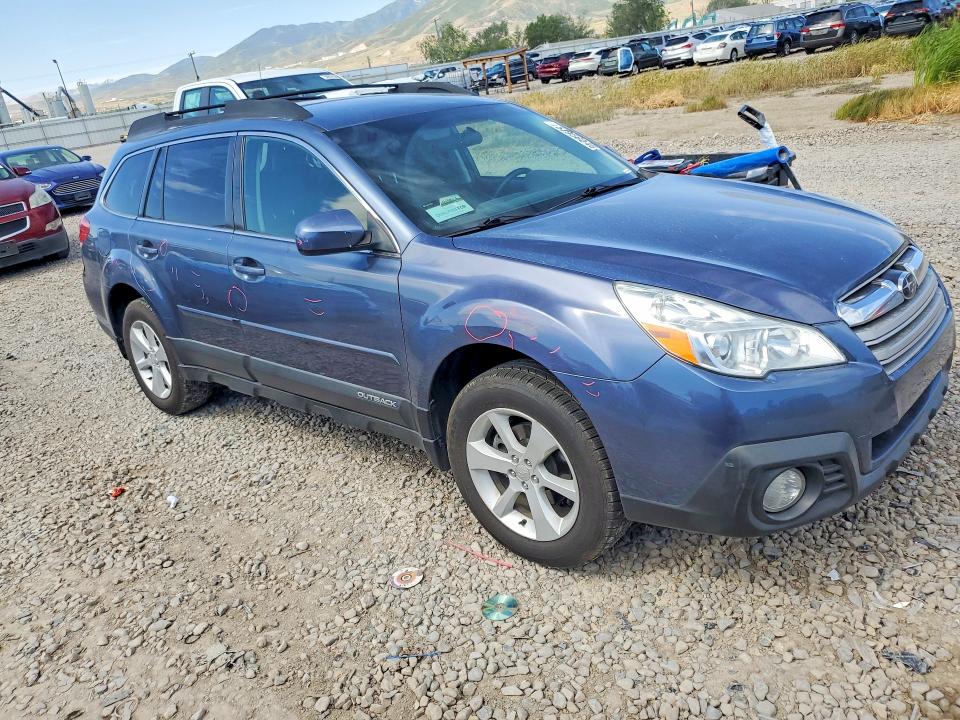 Продаж на аукціоні авто 2014 Subaru Outback, vin: 4S4BRCCC2E3224622, номер лоту: 53956046