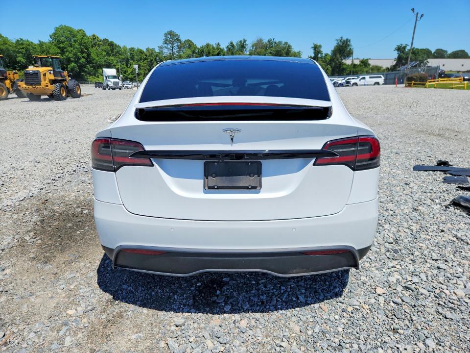 53884756 :رقم المزاد ، 7SAXCAE51NF357053 vin ، 2022 Tesla Model X مزاد بيع