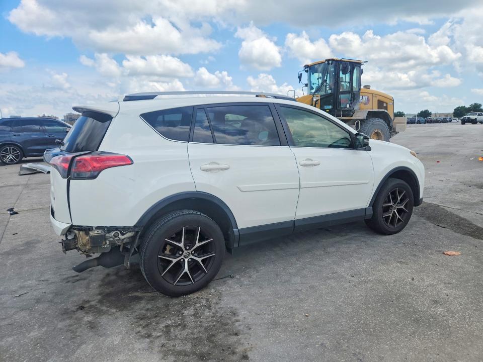 55213786 :رقم المزاد ، JTMNFREV4JJ164814 vin ، 2018 Toyota Rav4 مزاد بيع