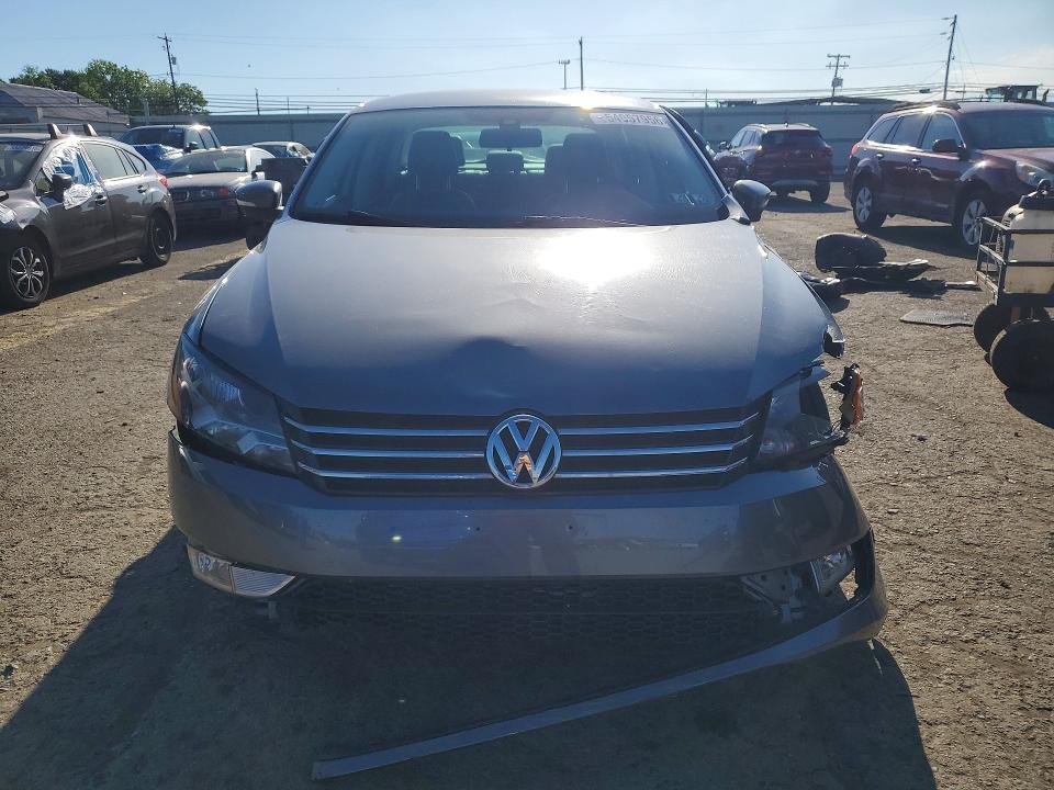Продажа на аукционе авто 2015 Volkswagen Passat, vin: 1VWAT7A39FC117710, номер лота: 54957956