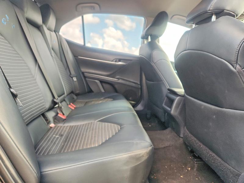 2019 Toyota Camry მანქანა იყიდება აუქციონზე, vin: 4T1B11HK5KU698033, აუქციონის ნომერი: 54093776