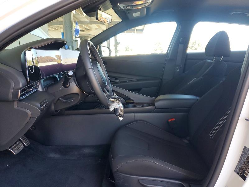 2025 Hyundai Elantra Hybrid მანქანა იყიდება აუქციონზე, vin: KMHLM4DJ0SU150676, აუქციონის ნომერი: 52879496