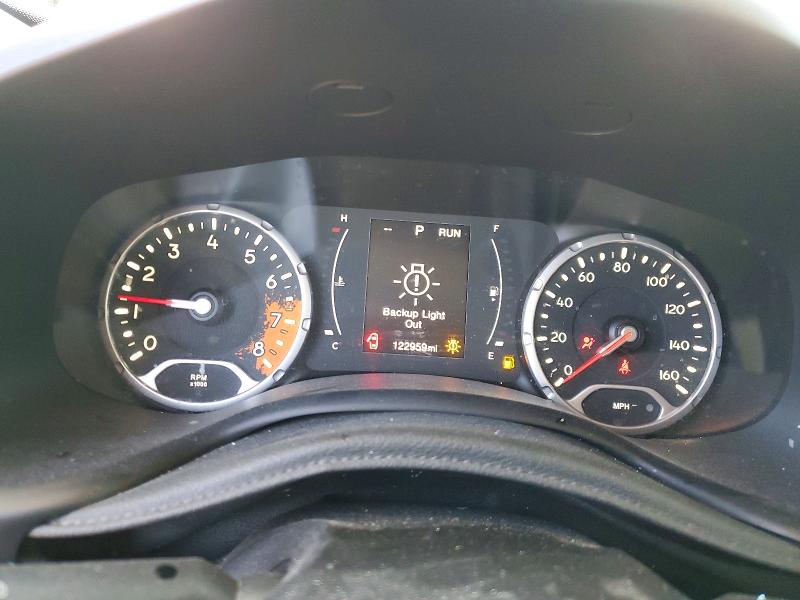 2017 Jeep Renegade მანქანა იყიდება აუქციონზე, vin: ZACCJBBB4HPE81641, აუქციონის ნომერი: 48546546