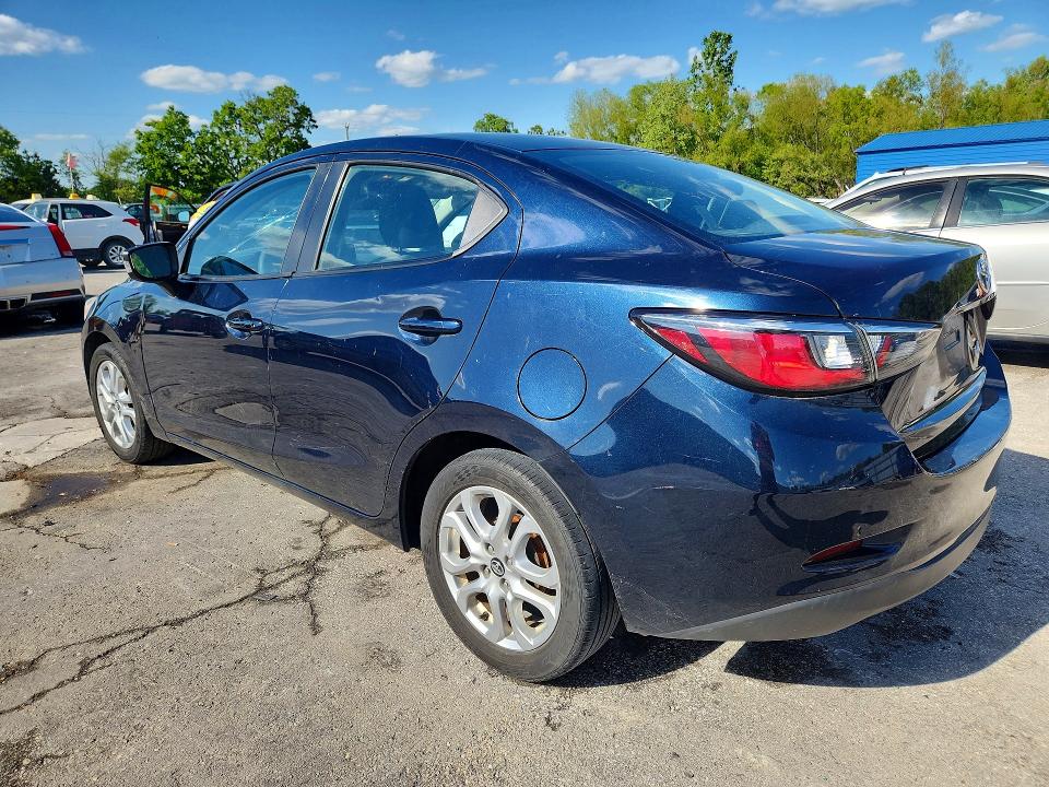 2017 Toyota Yaris Ia მანქანა იყიდება აუქციონზე, vin: 3MYDLBYV4HY164360, აუქციონის ნომერი: 52016616