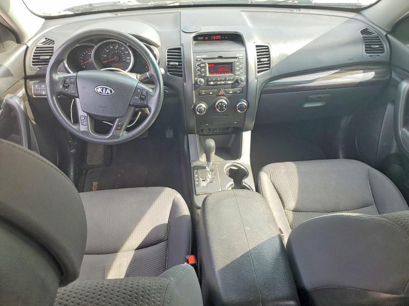 2011 Kia Sorento მანქანა იყიდება აუქციონზე, vin: 5XYKT4A14BG116636, აუქციონის ნომერი: 55022636