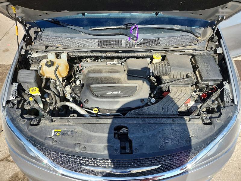 Продажа на аукционе авто 2018 Chrysler Pacifica, vin: 2C4RC1BG1JR333409, номер лота: 52568156