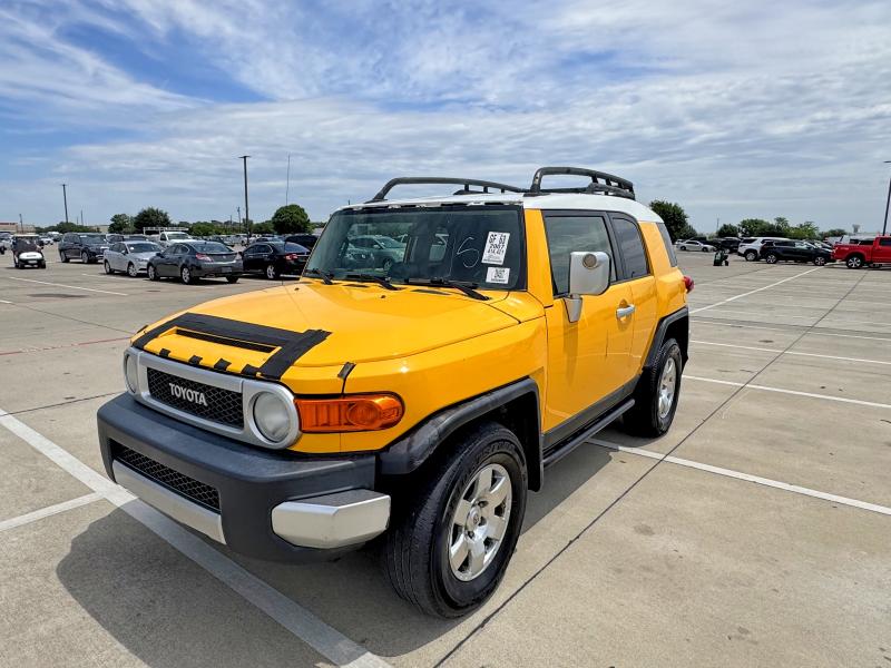 54125936 :رقم المزاد ، JTEBU11FX70045071 vin ، 2007 Toyota Fj Cruiser مزاد بيع