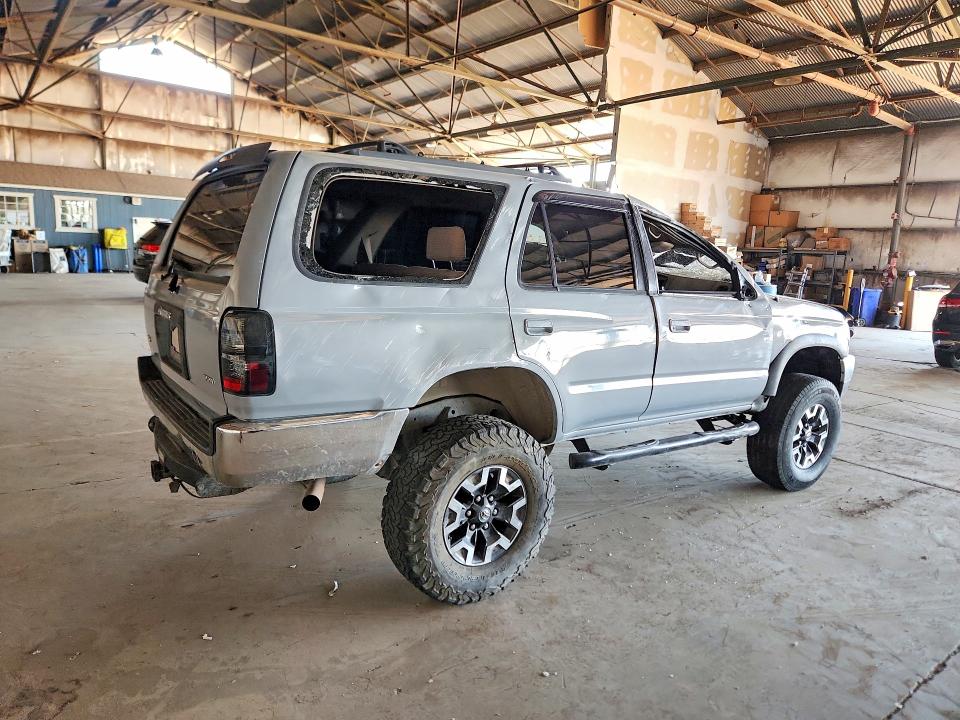 55092166 :رقم المزاد ، JT3HN86R1W0143223 vin ، 1998 Toyota 4runner مزاد بيع