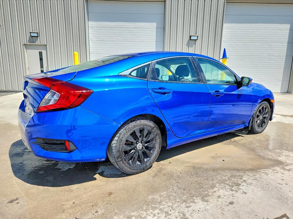 55164056 :رقم المزاد ، 2HGFC2F54JH008634 vin ، 2018 Honda Civic مزاد بيع