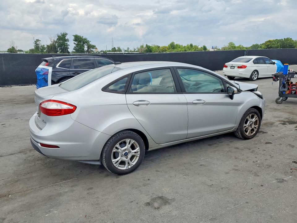 2015 Ford Fiesta მანქანა იყიდება აუქციონზე, vin: 3FADP4BJ7FM171351, აუქციონის ნომერი: 52867496