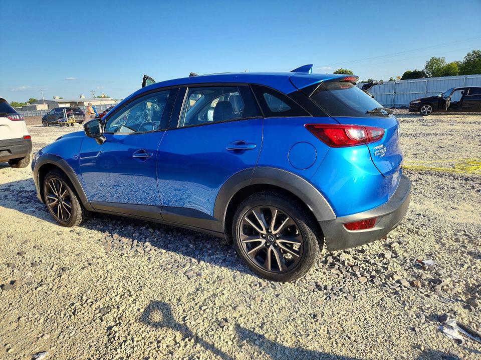 53090346 :رقم المزاد ، JM1DKFC70H0176310 vin ، 2017 Mazda Cx-3 مزاد بيع