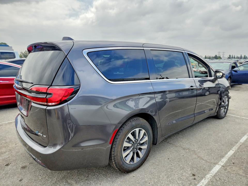 Продажа на аукционе авто 2022 Chrysler Pacifica, vin: 2C4RC1L72NR122711, номер лота: 53295916