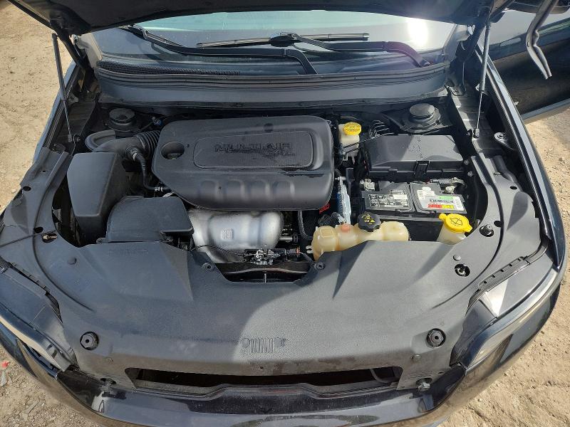 2019 Jeep Cherokee მანქანა იყიდება აუქციონზე, vin: 1C4PJLCB5KD327242, აუქციონის ნომერი: 54797866