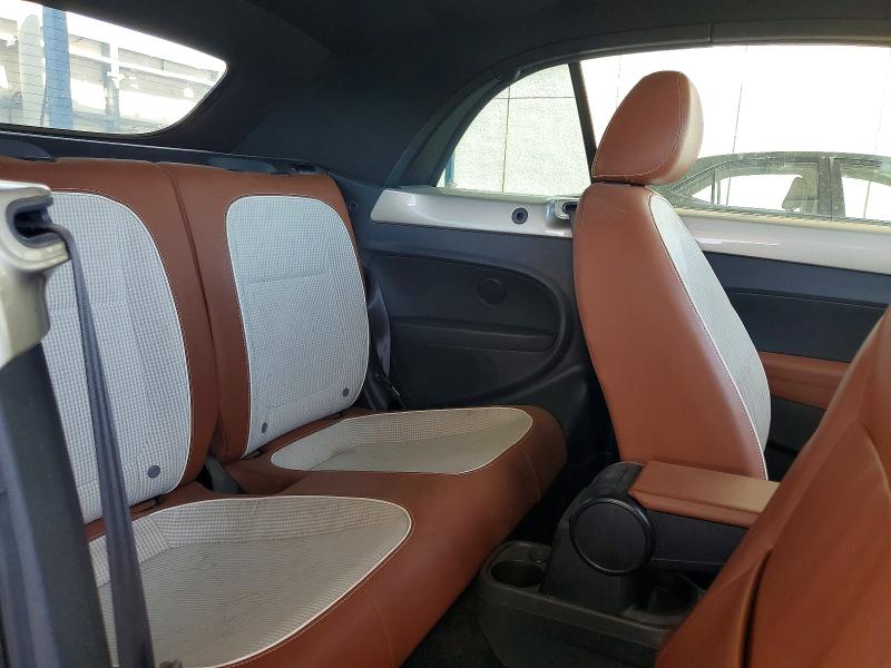 Продажа на аукционе авто 2015 Volkswagen Beetle, vin: 3VW517AT4FM823568, номер лота: 54257946