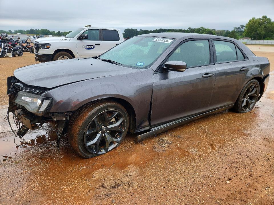 52473136 :رقم المزاد ، 2C3CCABG8MH626437 vin ، 2021 Chrysler 300 مزاد بيع