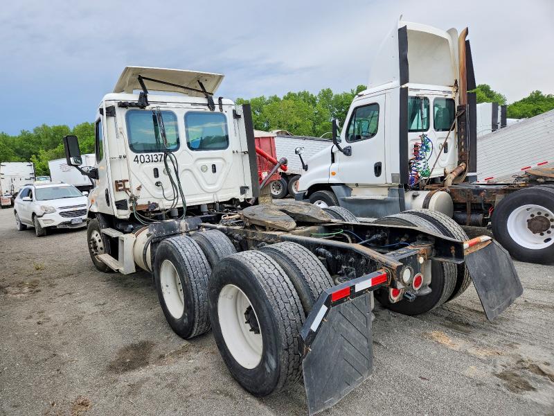 2019 Freightliner Cascadia 113 მანქანა იყიდება აუქციონზე, vin: 3AKJGBDV5KSKD0208, აუქციონის ნომერი: 51179296
