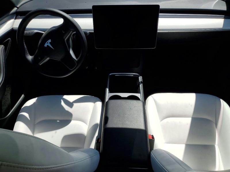 53012336 :رقم المزاد ، 7SAYGAEE3PF588595 vin ، 2023 Tesla Model Y مزاد بيع