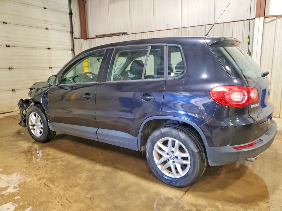 2011 Volkswagen Tiguan მანქანა იყიდება აუქციონზე, vin: WVGAV7AX6BW532990, აუქციონის ნომერი: 55029526