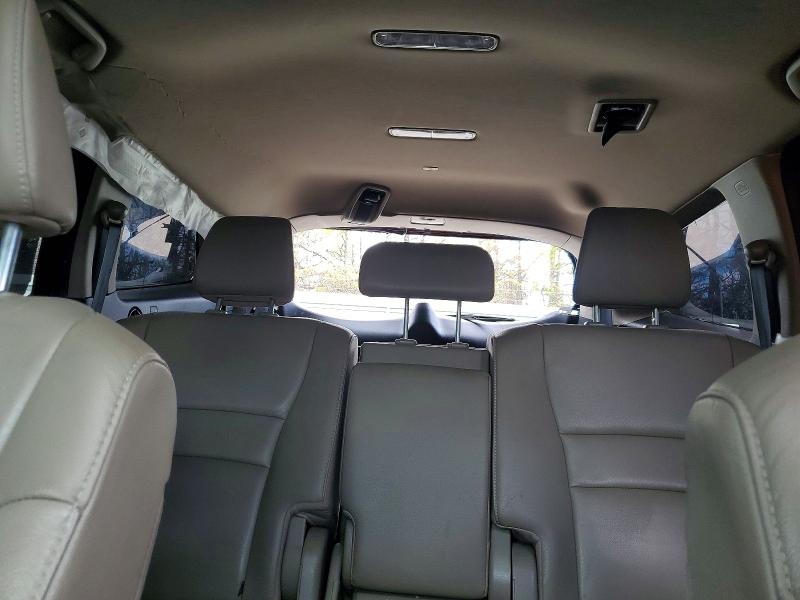 Продажа на аукционе авто 2018 Honda Pilot, vin: 5FNYF6H57JB024562, номер лота: 53564976
