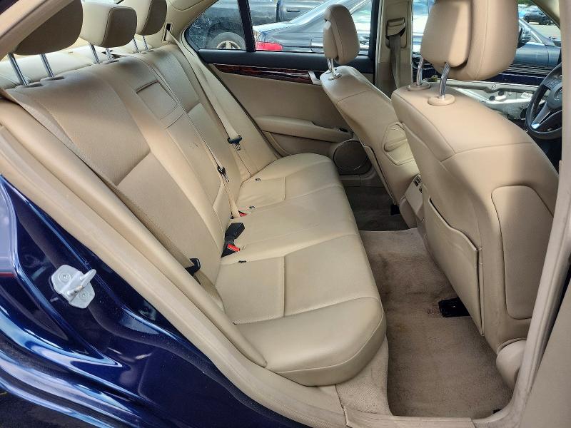 2012 Mercedes-benz C მანქანა იყიდება აუქციონზე, vin: WDDGF8BB8CR208790, აუქციონის ნომერი: 52880066