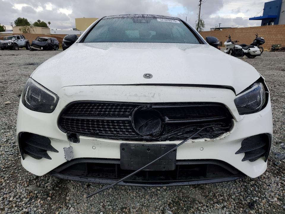 52320976 :رقم المزاد ، W1K1J5JB4MF156937 vin ، 2021 Mercedes-benz E مزاد بيع