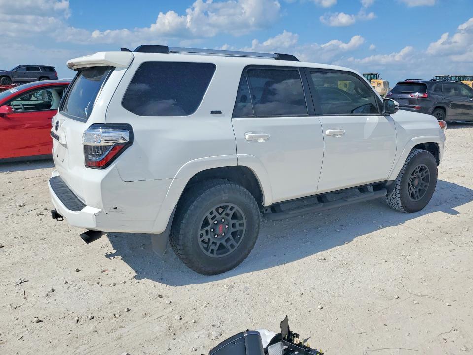 Продажа на аукционе авто 2024 Toyota 4runner, vin: JTENU5JR3R6236670, номер лота: 54088306