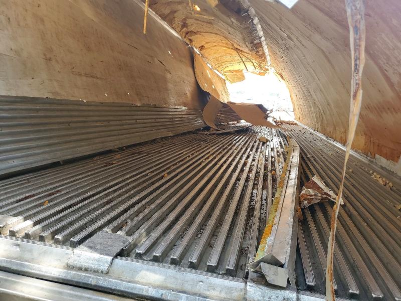 54880026 :رقم المزاد ، 1UYVS2539J2219206 vin ، 2018 Utility Vs2ra مزاد بيع