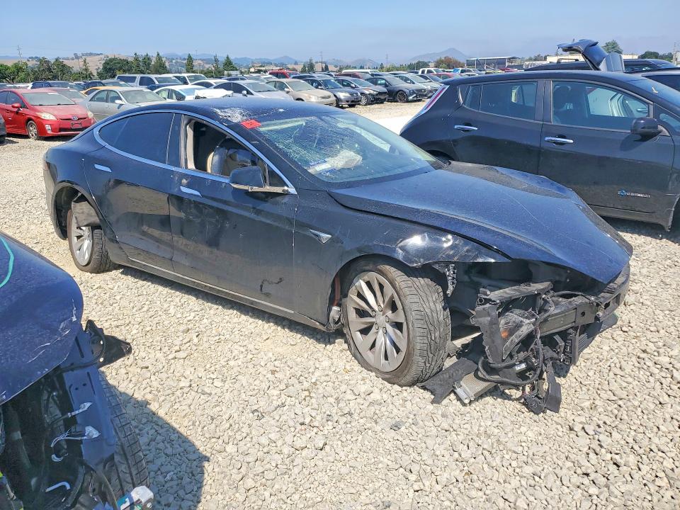 Продажа на аукционе авто 2017 Tesla Model S, vin: 5YJSA1E2XHF193082, номер лота: 52900046