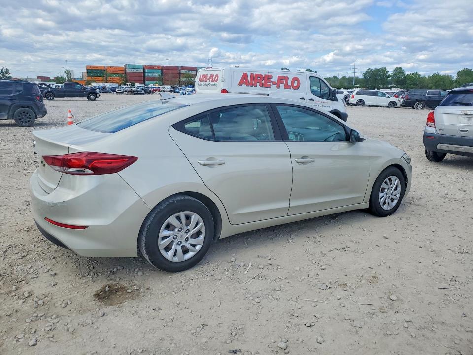 53765016 :رقم المزاد ، 5NPD74LF6HH103328 vin ، 2017 Hyundai Elantra مزاد بيع