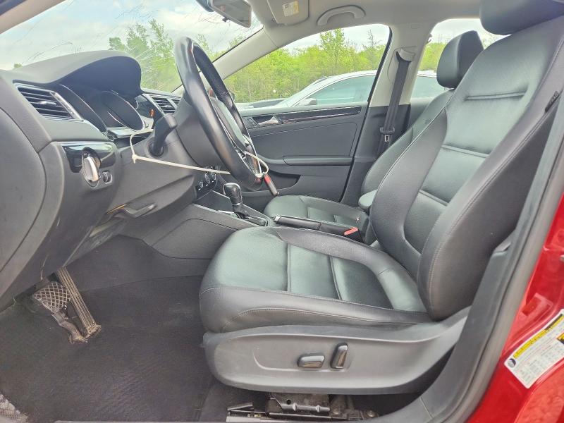 52541726 :رقم المزاد ، 3VWL17AJ1HM256034 vin ، 2017 Volkswagen Jetta مزاد بيع